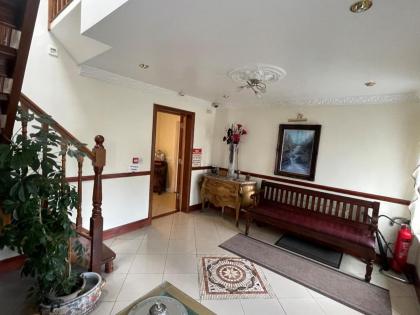 GoldenDawn Guest House - image 2