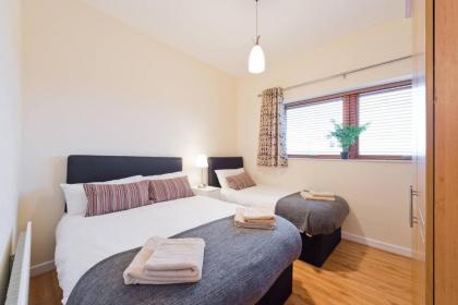 Stunning 3-Bed Apartment in Dublin 1 - image 14