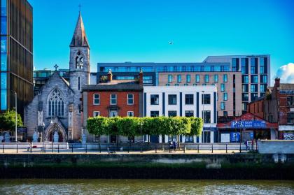 Staycity Aparthotels Dublin City Quay - image 8