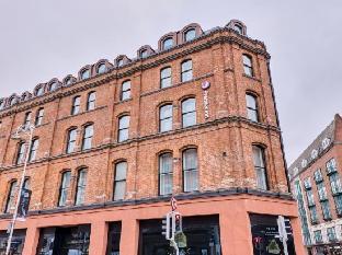 Premier Inn Dublin City Centre (Temple Bar) - main image