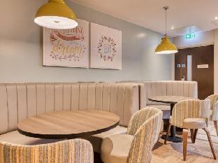 Premier Inn Dublin City Centre (Temple Bar) - image 6