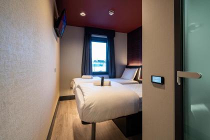 easyHotel Dublin - image 10