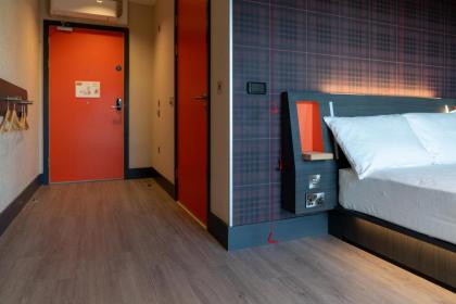 easyHotel Dublin - image 15