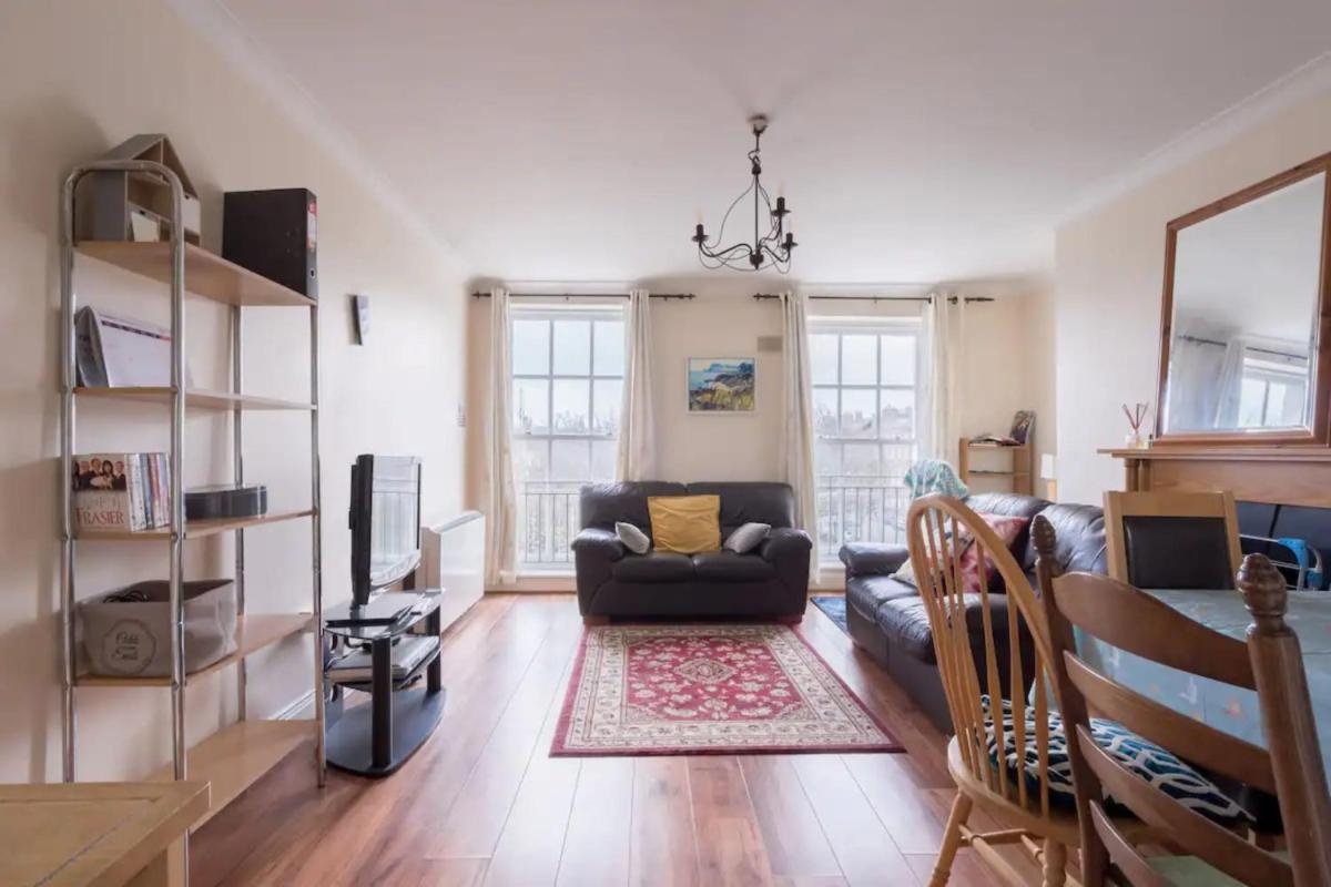 Central 2BD Flat in Heart of Dublin - main image