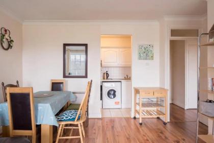 Central 2BD Flat in Heart of Dublin - image 15