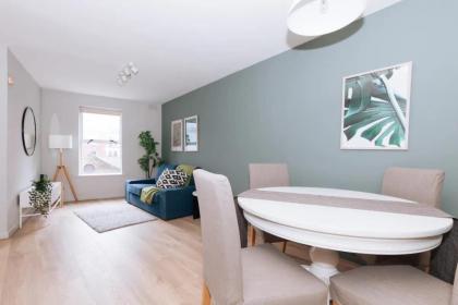 Relaxing 1BD Flat with a Roof Terrace - Portobello - image 12