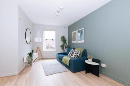 Relaxing 1BD Flat with a Roof Terrace - Portobello - image 15